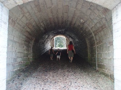 tunneln till fästningen ...